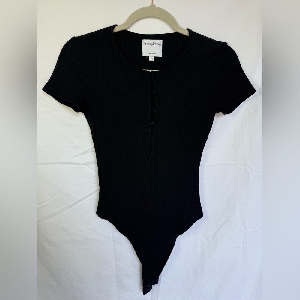 Privacy‎ Please Black Ribbed Button Front Short Sleeve Bodysuit XS